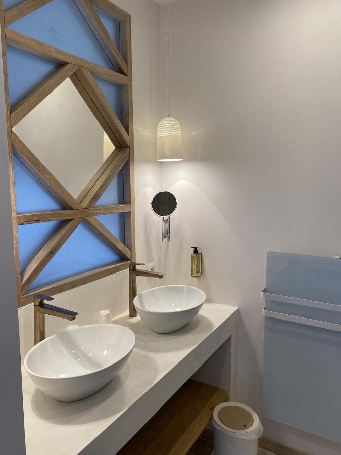 Du Pont Blanc Hotel 3*
