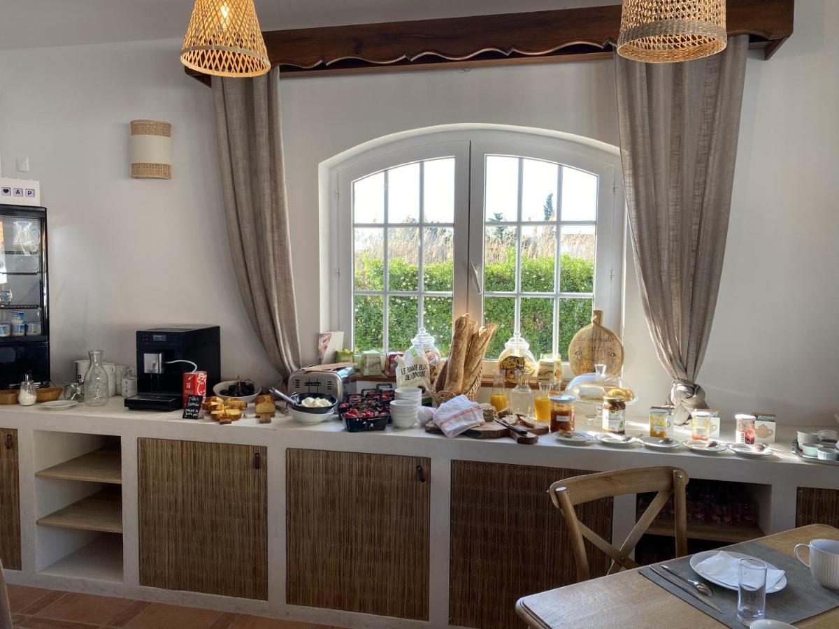 Du Pont Blanc Hotel 3*